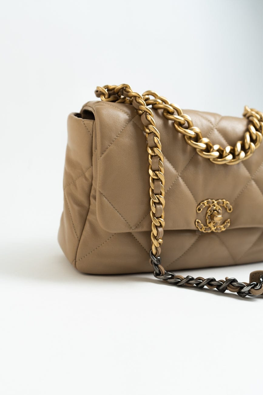 21S Large Beige/Gold Lambskin Quilted 19 Flap Mixed Hardware