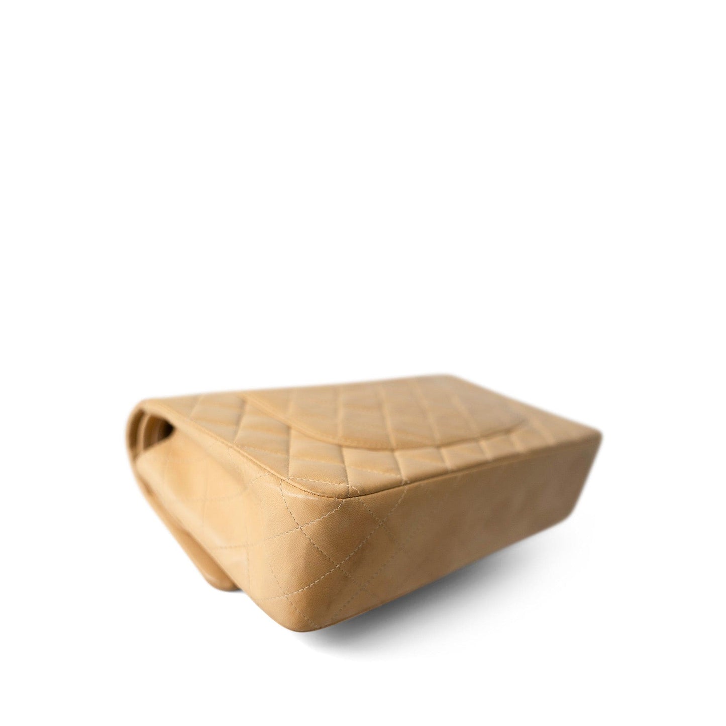 Vintage Beige Lambskin Quilted Classic flap Medium Gold Hardware