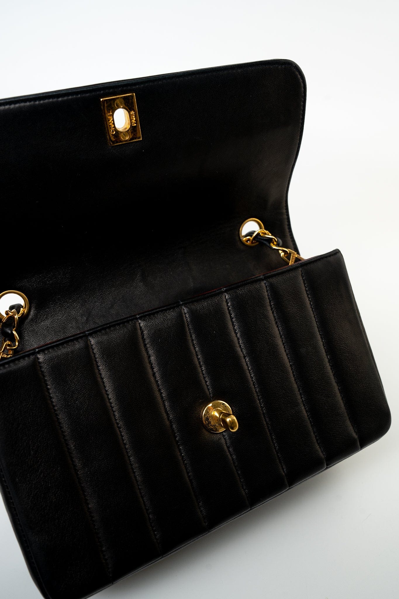 Vintage Black Vertical Lambskin Quilted Single Flap Gold Hardware