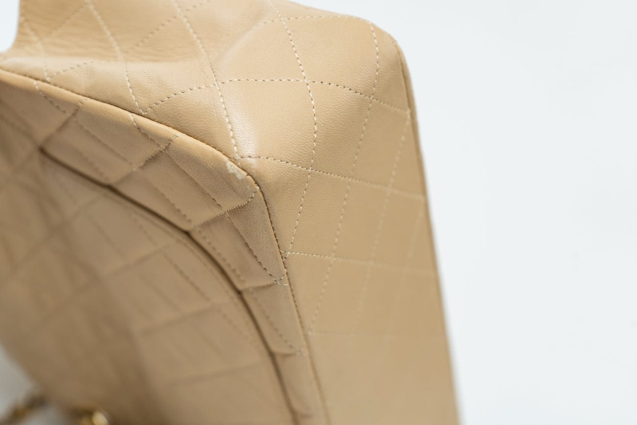 Vintage Beige Lambskin Quilted Classic Flap Medium GHW