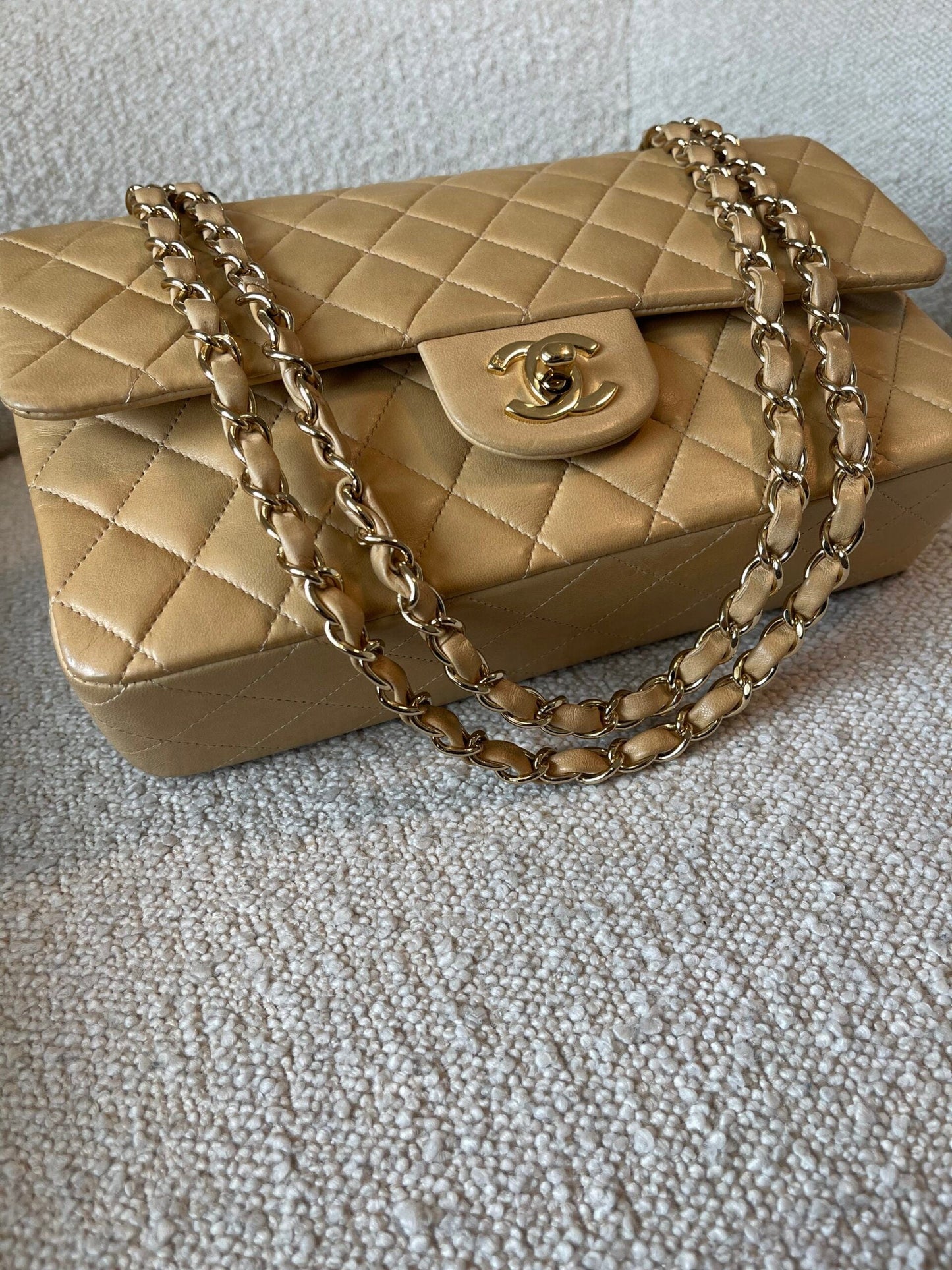 Vintage Beige Lambskin Quilted Classic Flap Medium GHW