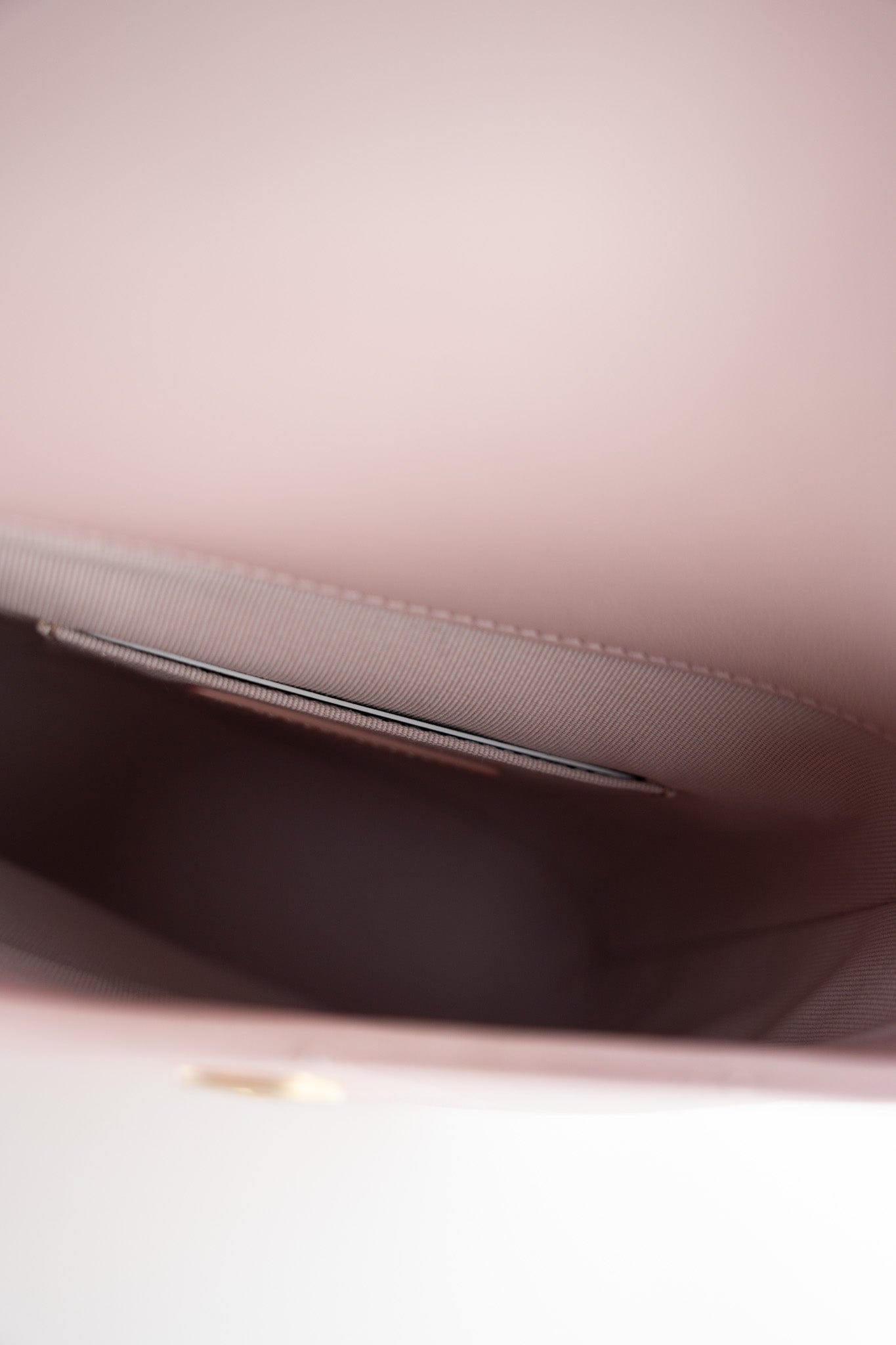 21S Light Pink / Rose Clair Calfskin Quilted All About Pearls Small Hobo Bag