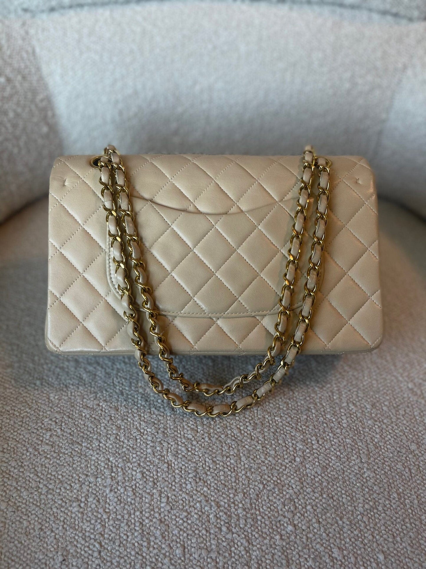Vintage Beige Lambskin Quilted Classic Flap Medium Gold Hardware