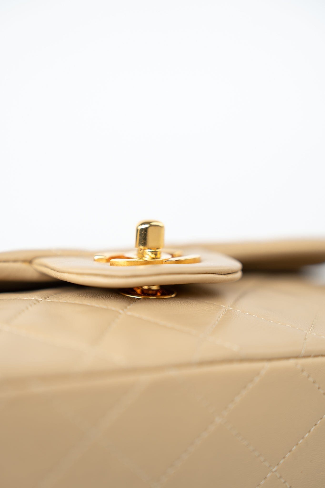 Vintage Beige Lambskin Quilted Classic Flap Small Gold Hardware