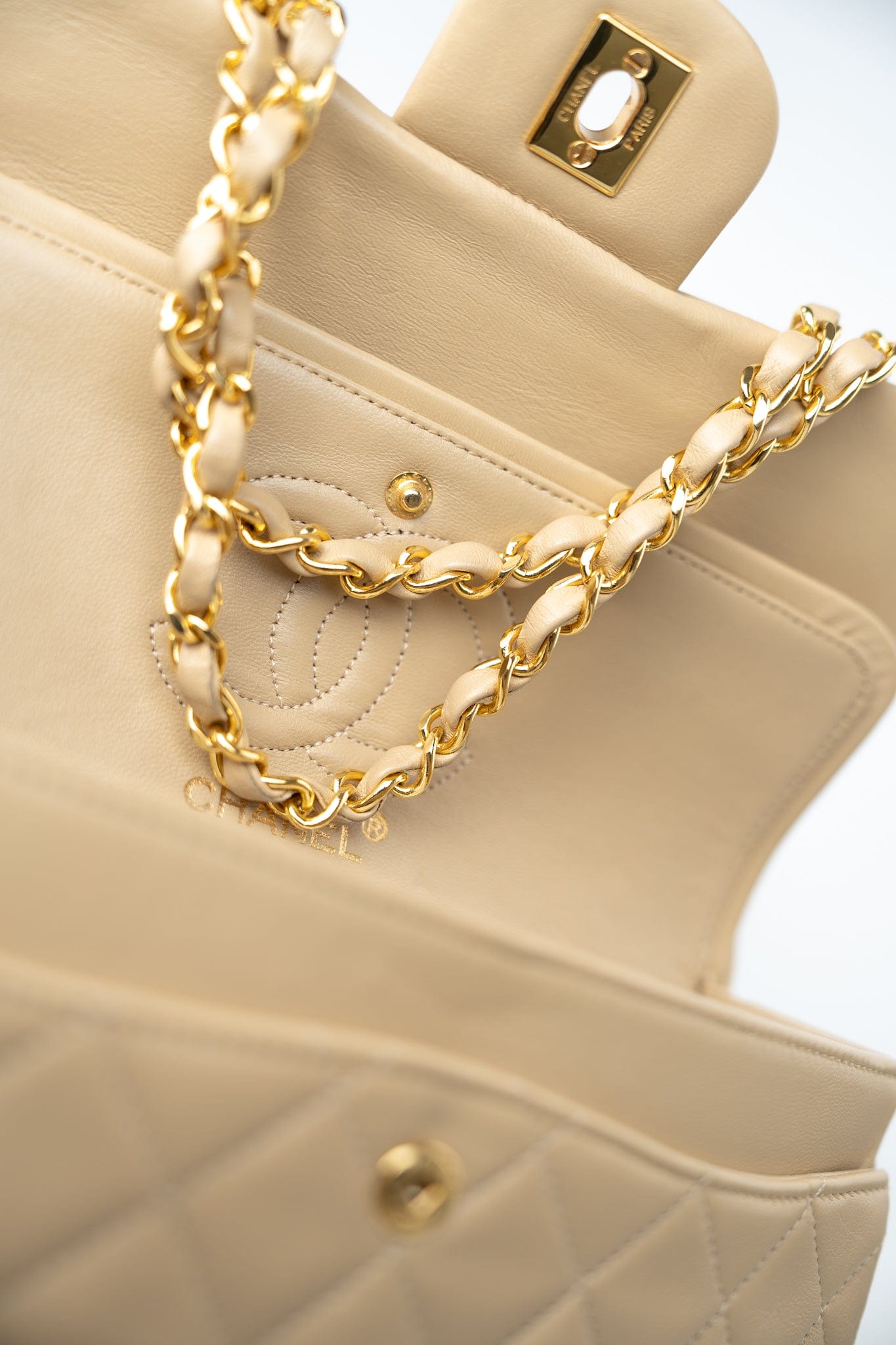 Vintage Beige Lambskin Quilted Classic Flap Small Gold Hardware