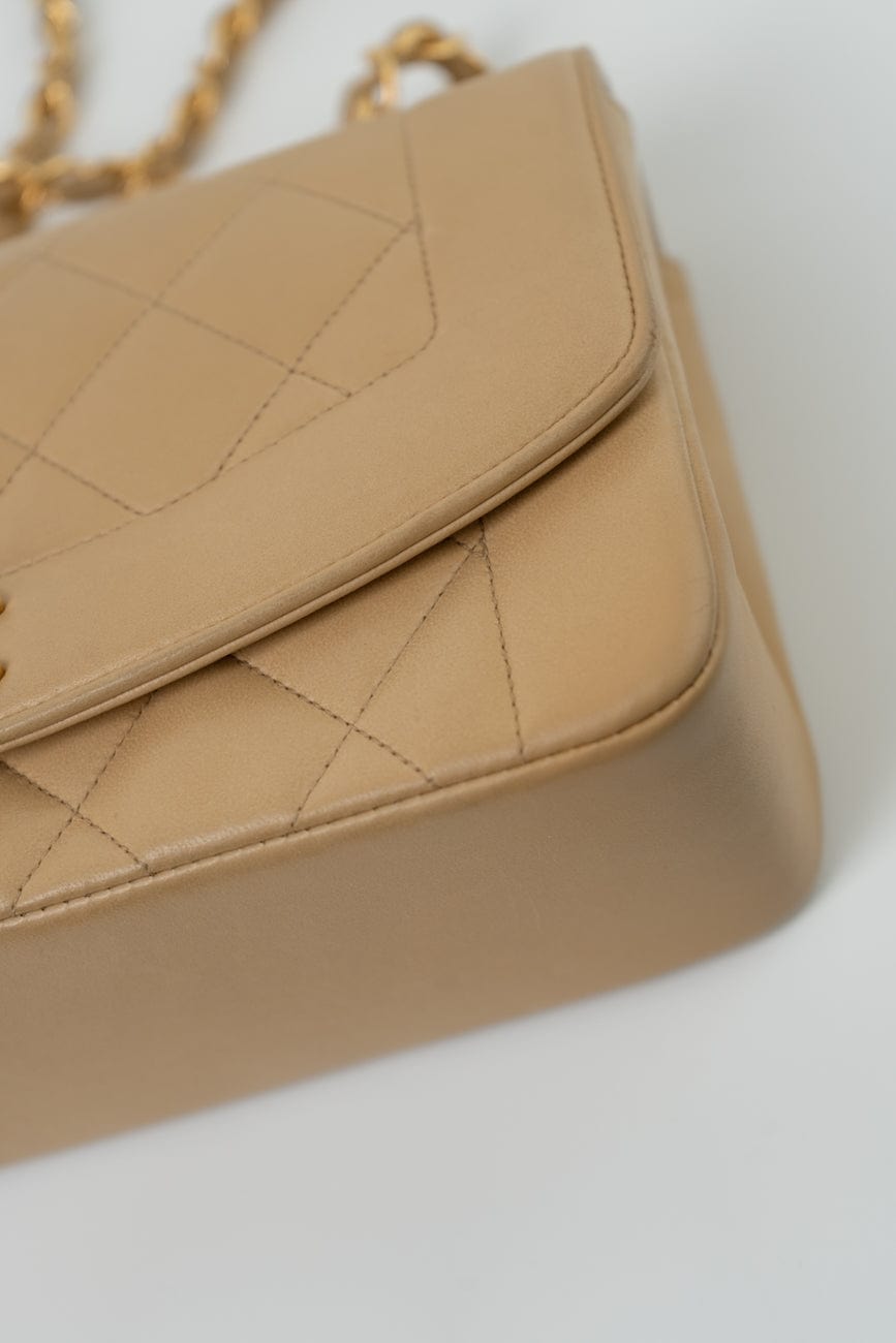 Vintage Beige Lambskin Quilted Diana Single Flap Small with Gold Hardware
