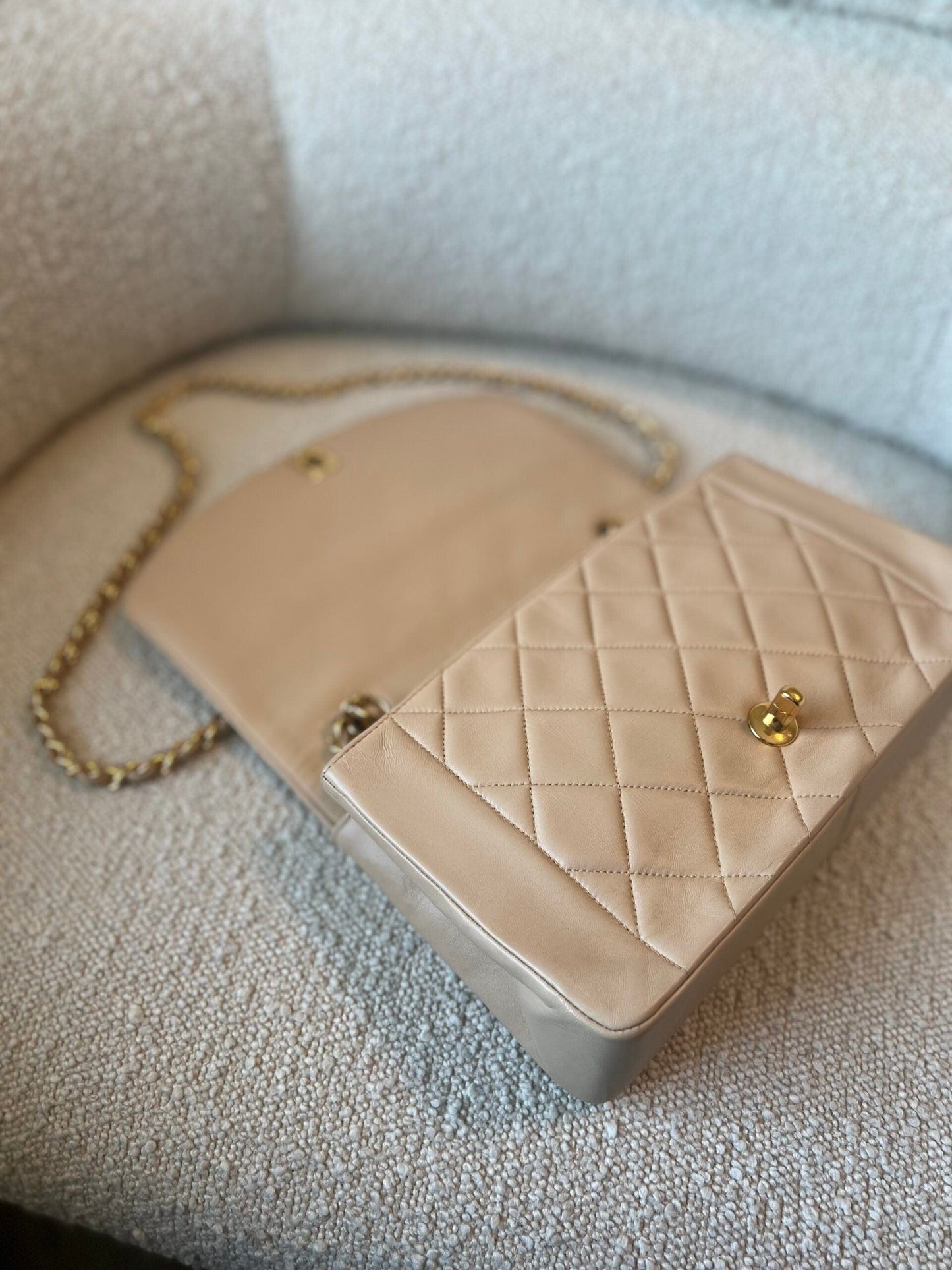 Vintage Beige Lambskin Quilted Medium Diana Flap Gold Hardware