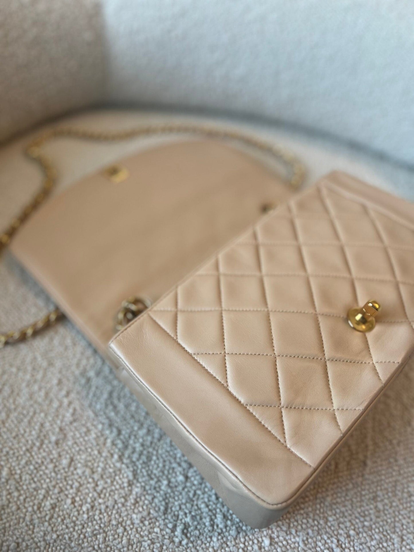 Vintage Beige Lambskin Quilted Medium Diana Flap Gold Hardware