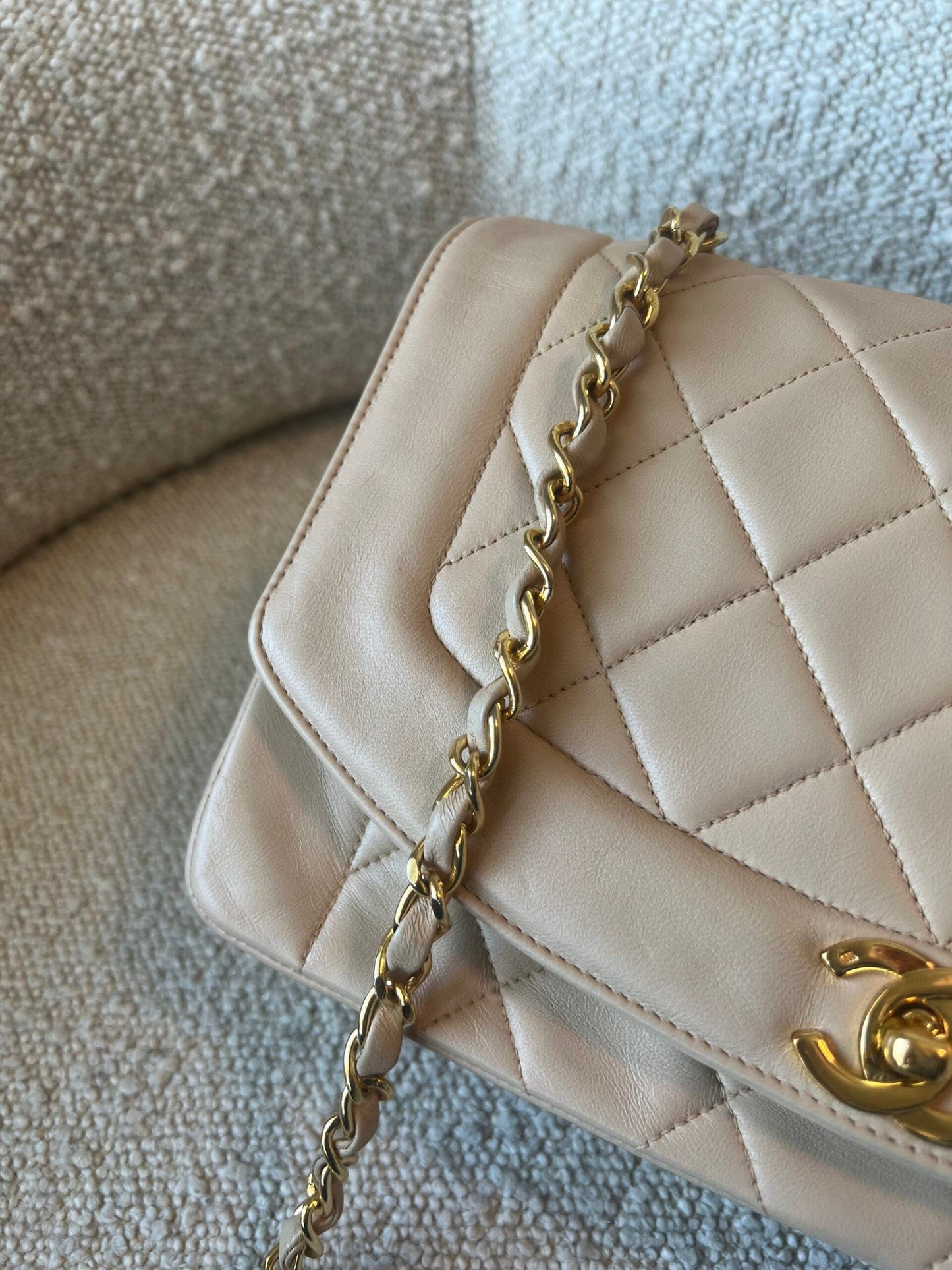 Vintage Beige Lambskin Quilted Medium Diana Flap Gold Hardware