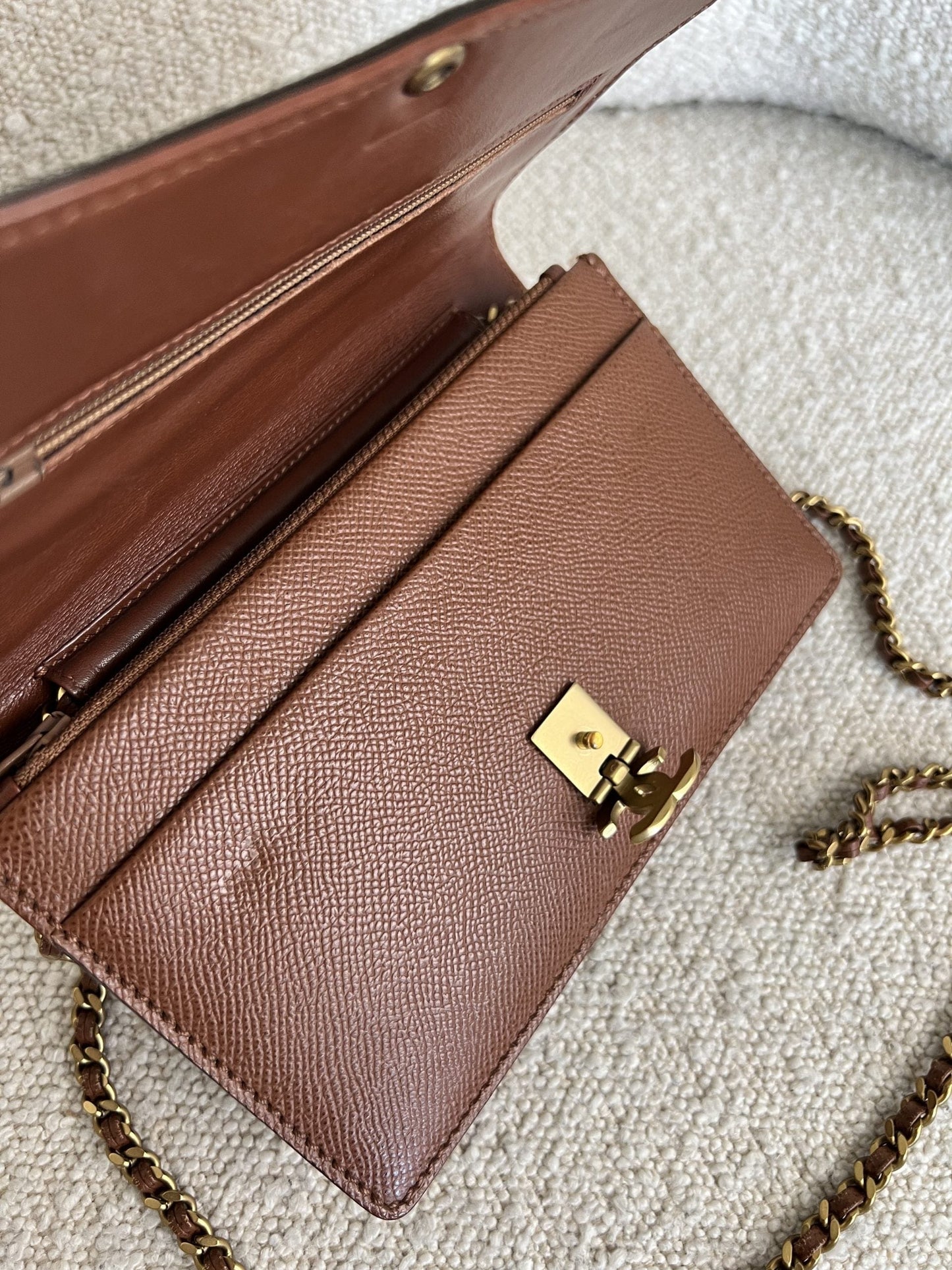 Vintage Brown Caviar Wallet On Chain AGHW