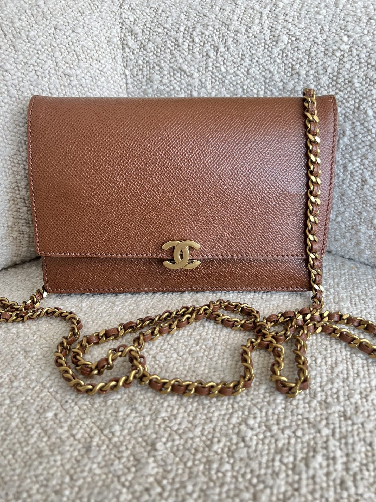 Vintage Brown Caviar Wallet On Chain AGHW