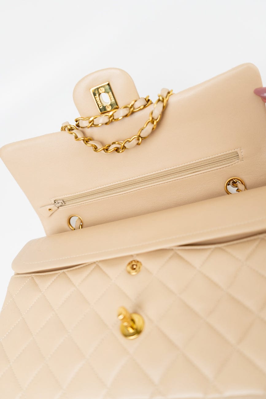 Vintage Light Beige Lambskin Quilted Classic Flap Medium GHW