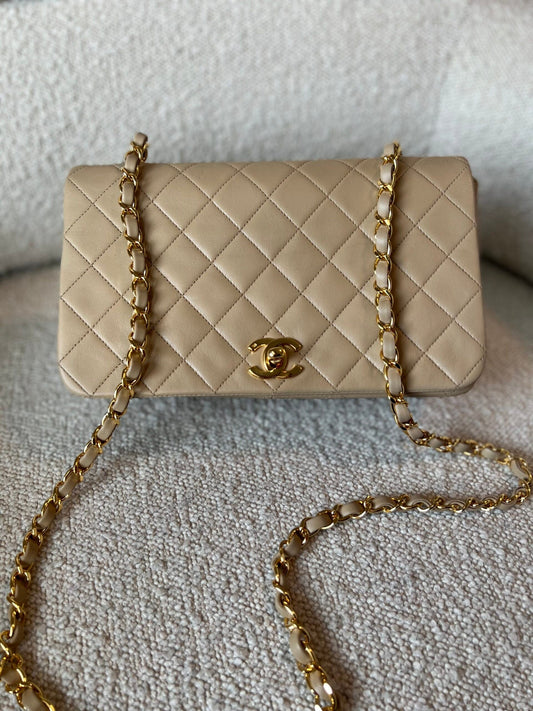 Vintage Light Beige Lambskin Quilted Full Flap Small Gold Hardware