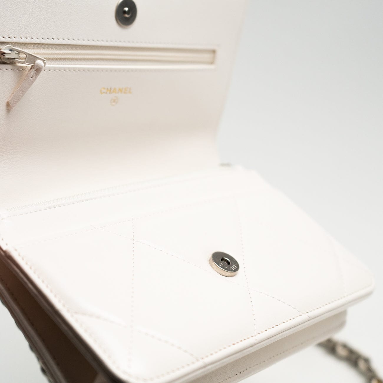 White Lambskin Quilted 19 Wallet on Chain (WOC)