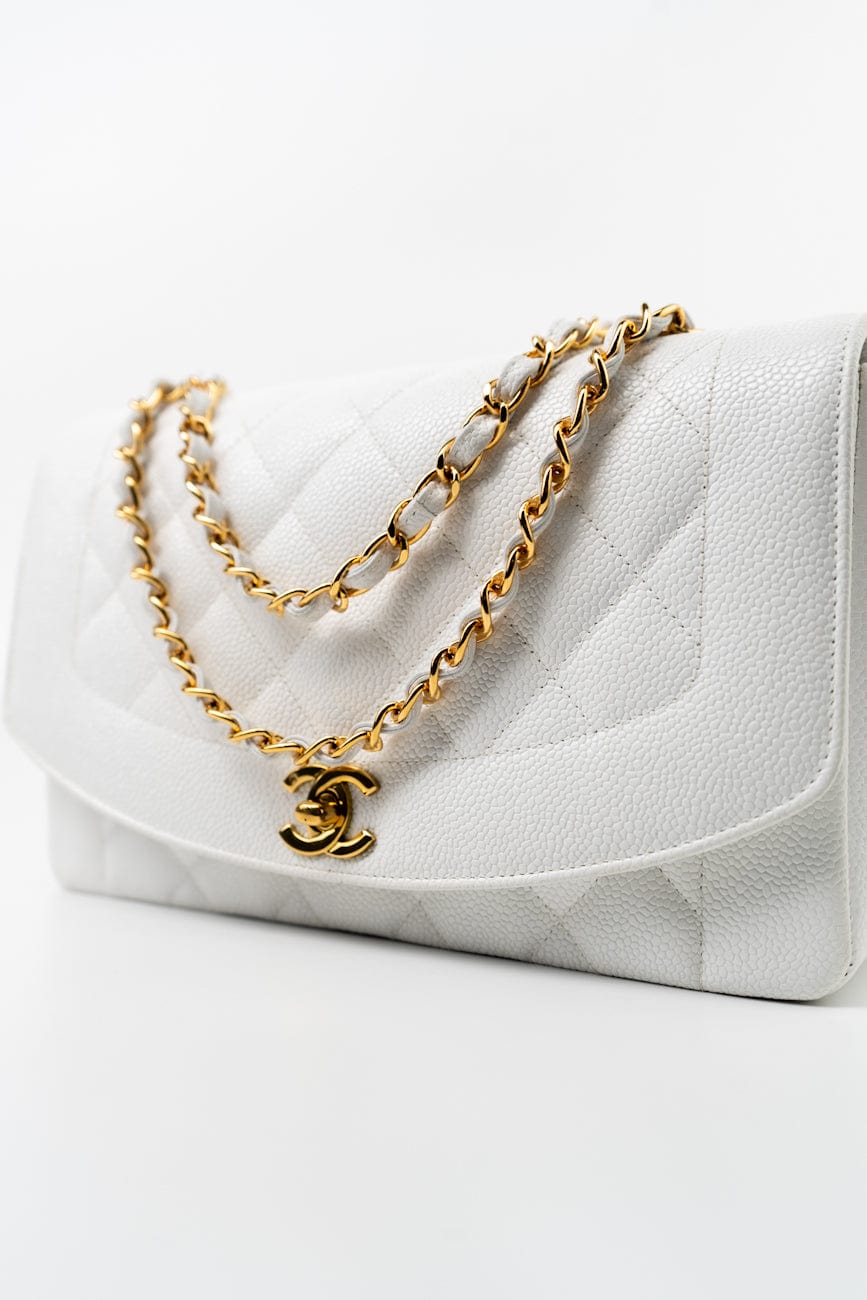 Vintage White Caviar Quilted Medium Diana Flap GHW