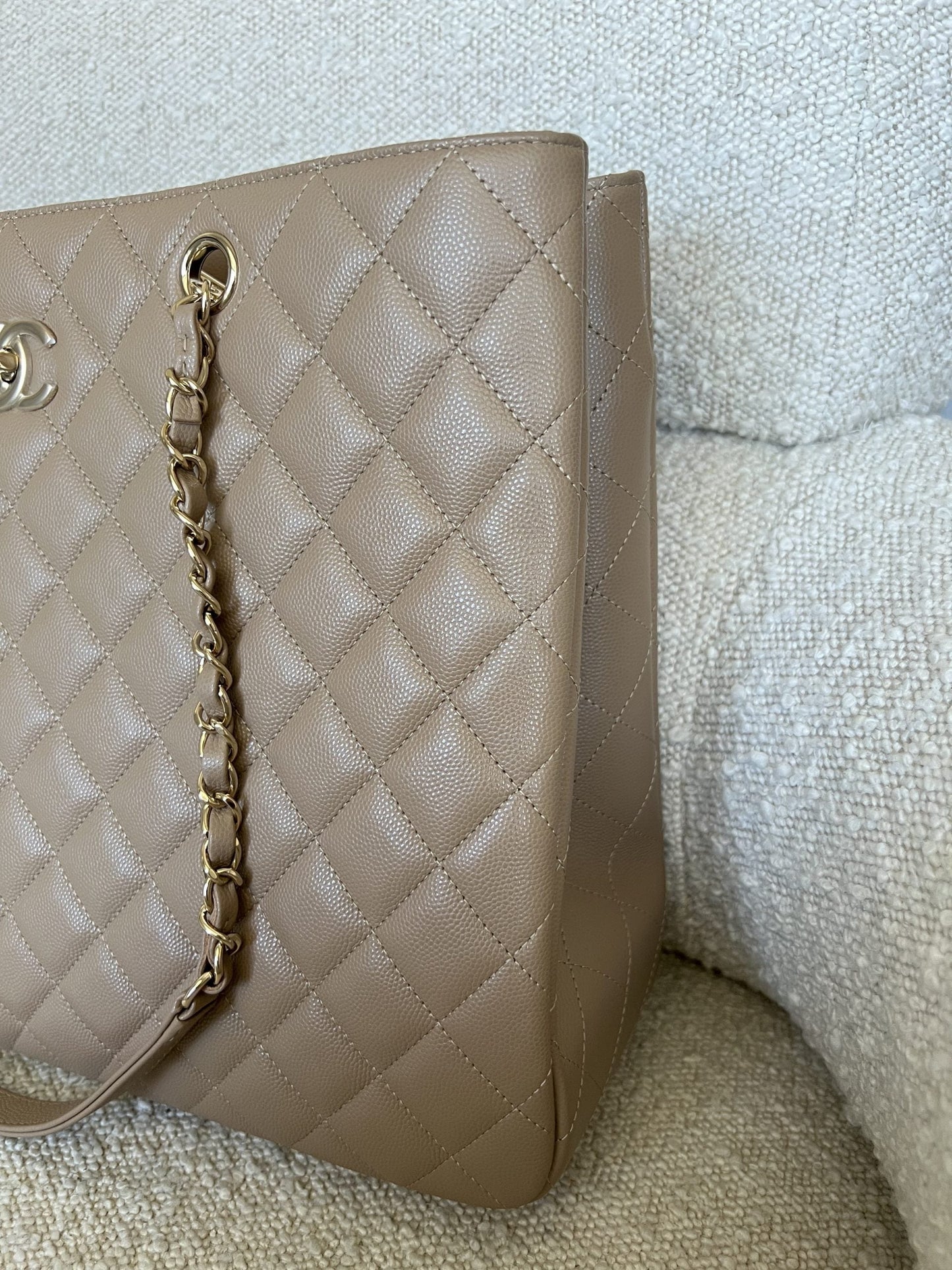 22A Dark Beige Caviar Quilted Shopping tote Large LGHW