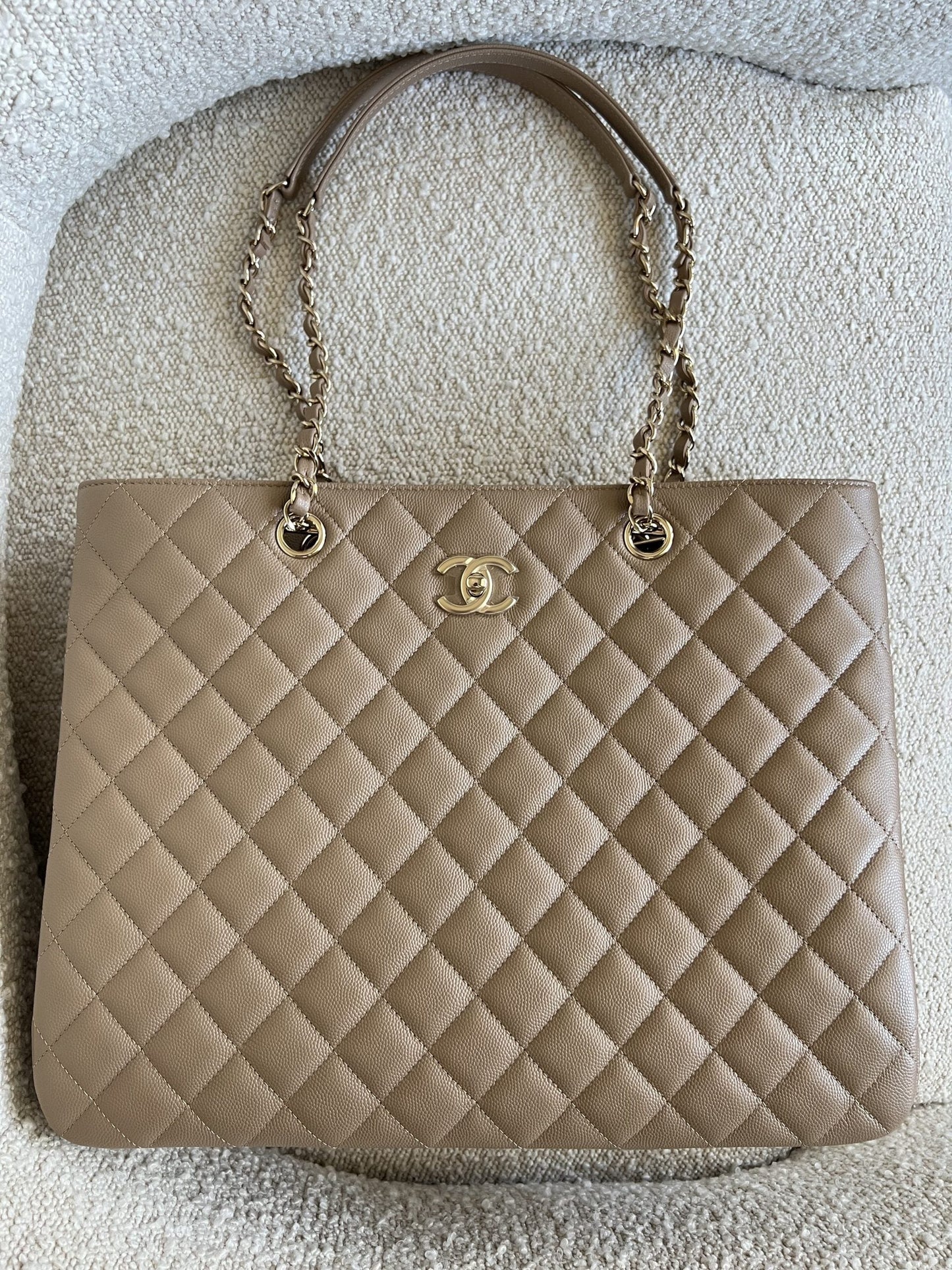 22A Dark Beige Caviar Quilted Shopping tote Large LGHW