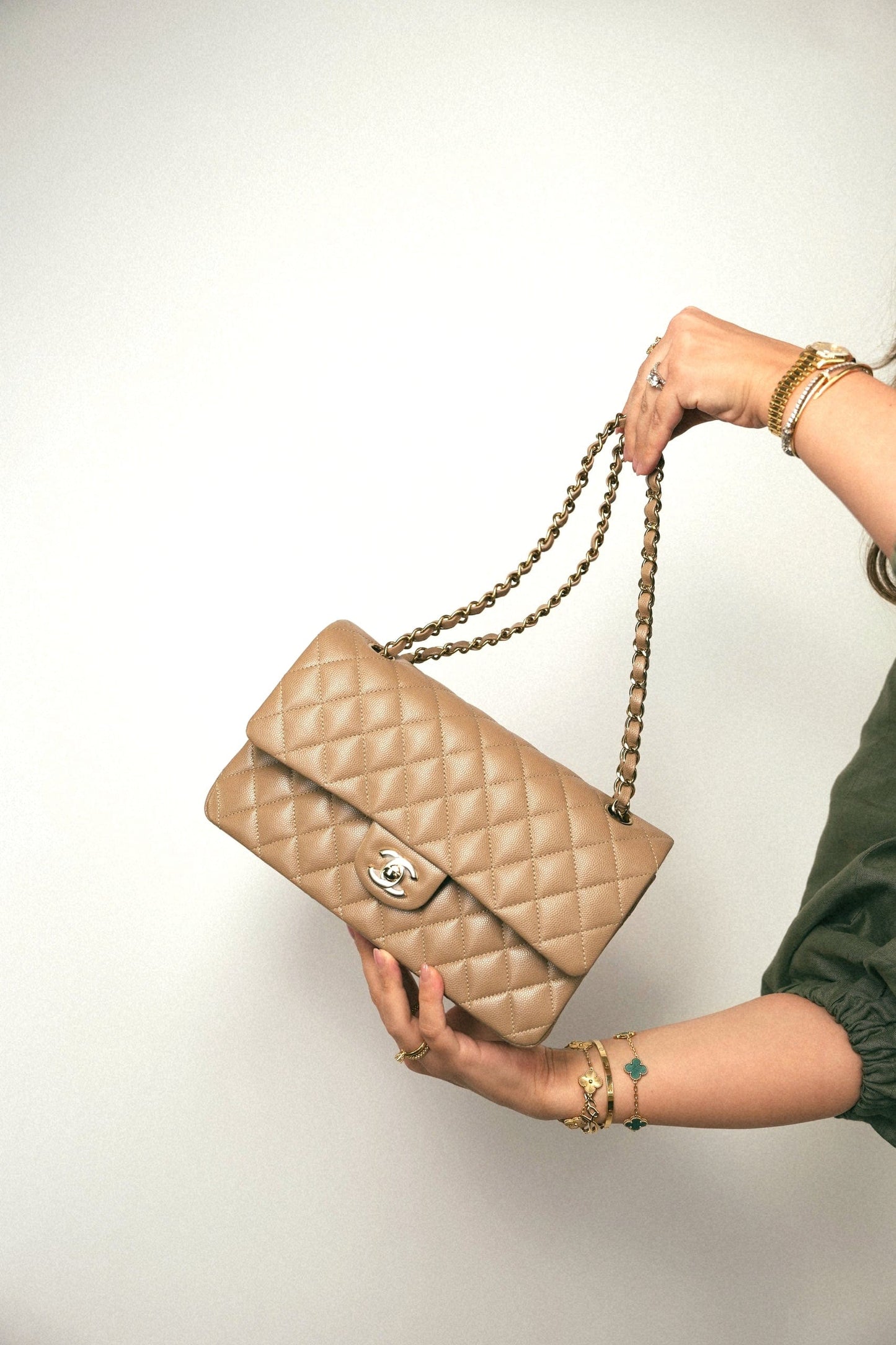 22A Dark Beige Quilted Caviar Classic Flap Medium LGHW