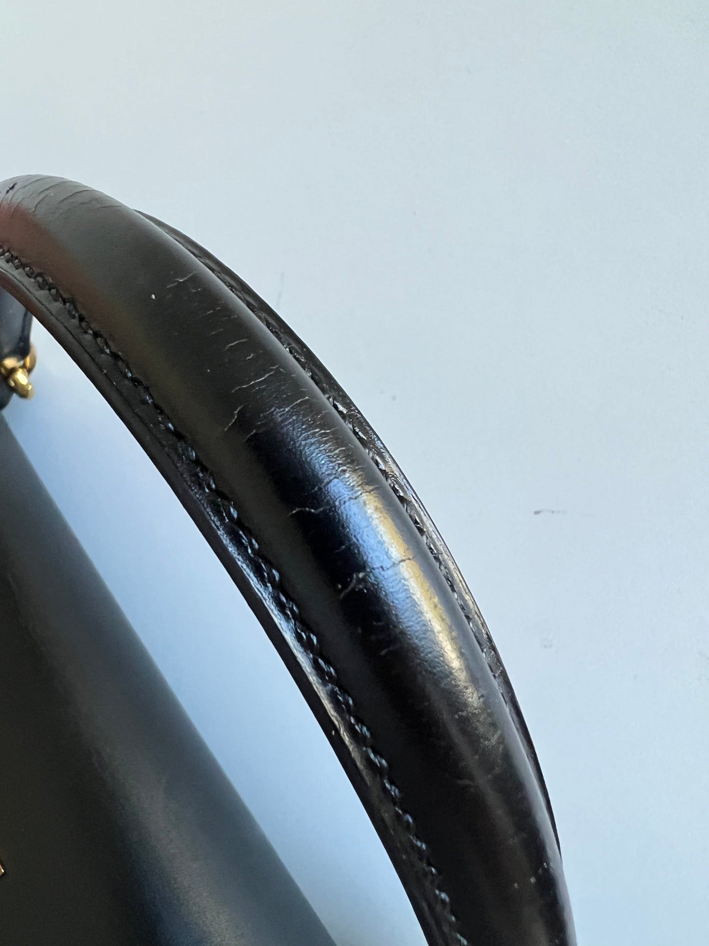 Vintage Kelly Sellier 28 Black Box Calfskin Gold Plated R Circle Stamp