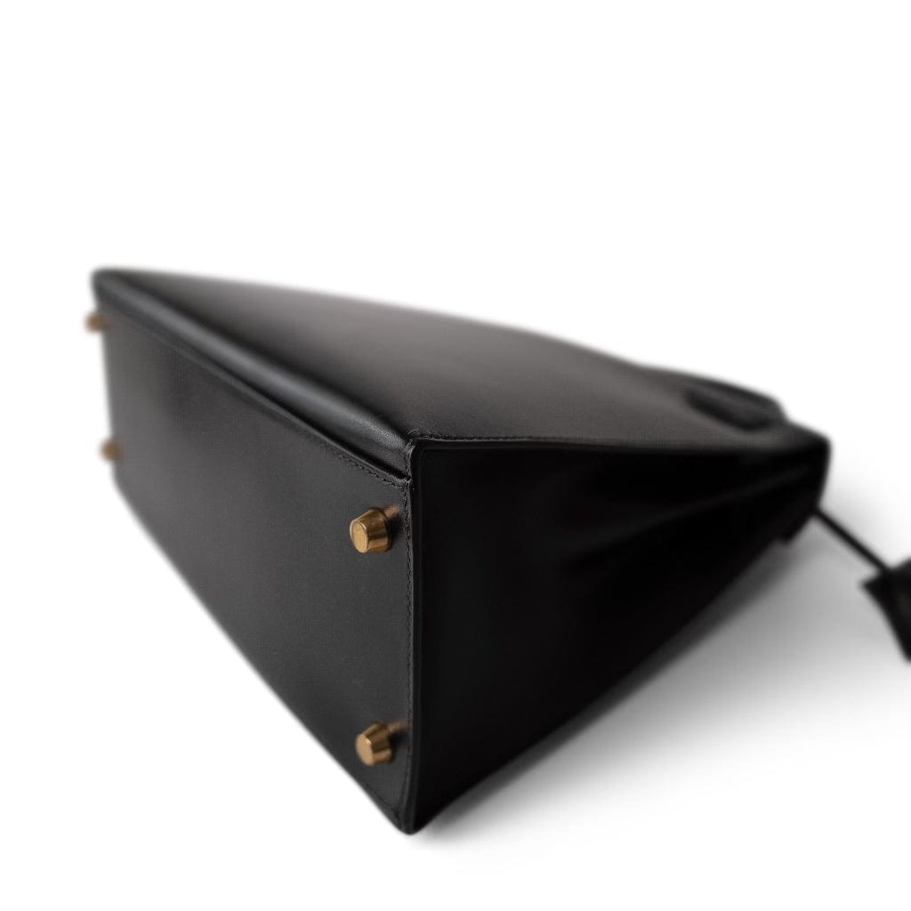 Vintage Kelly Sellier 28 Black Box Calfskin Gold Plated Y Circle Stamp