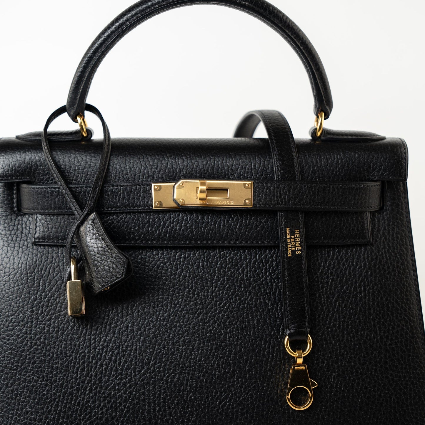 Vintage Kelly 28 Black Ardennes Leather Gold Plated Hardware Z Stamp